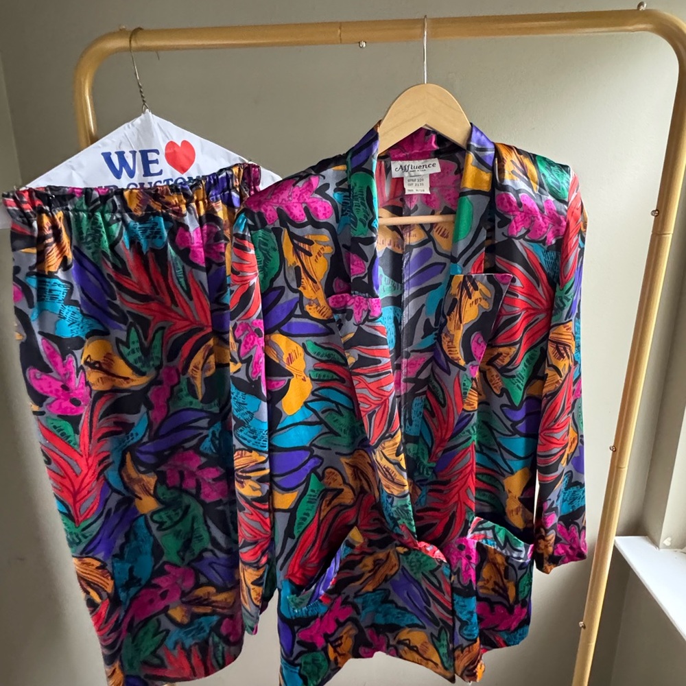Affluence Colorful Vintage Blazer and Skirt Satin Set